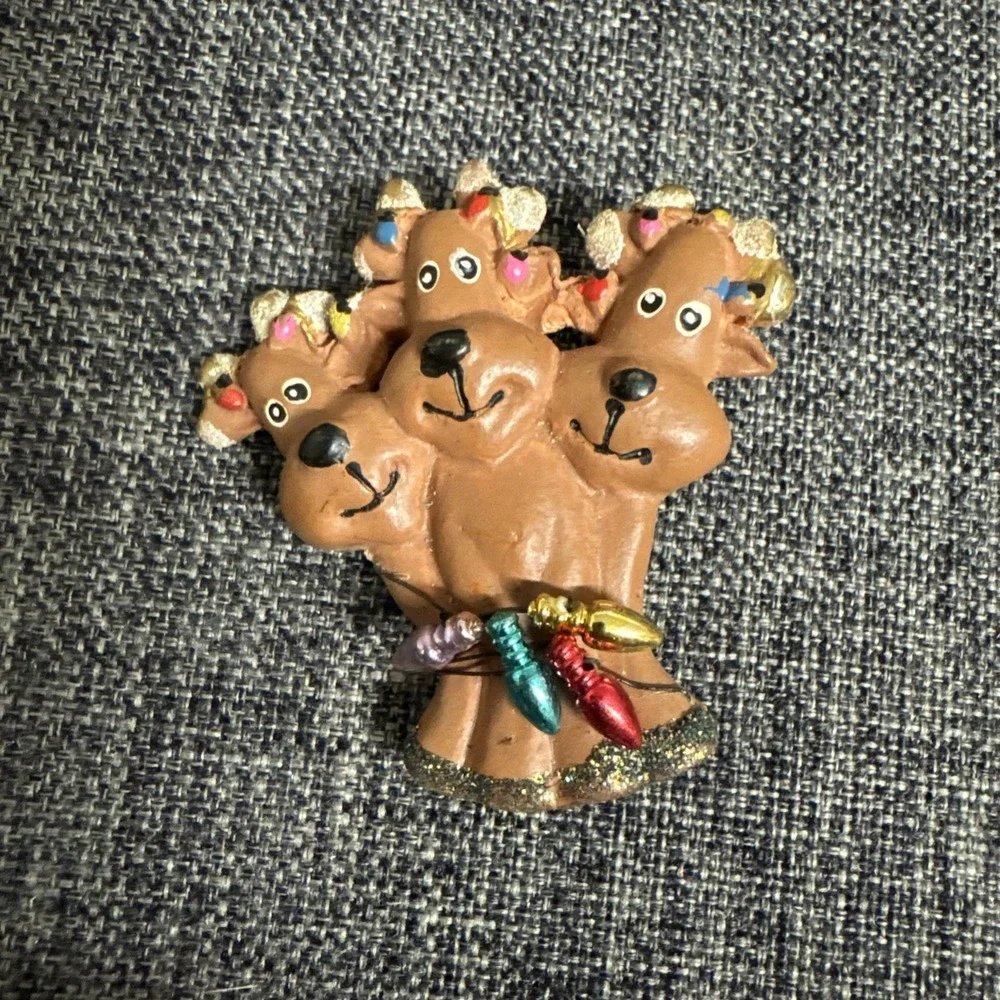 Christmas Brooches Pin Set 2 Pins / Christmas Tree & Reindeer‎